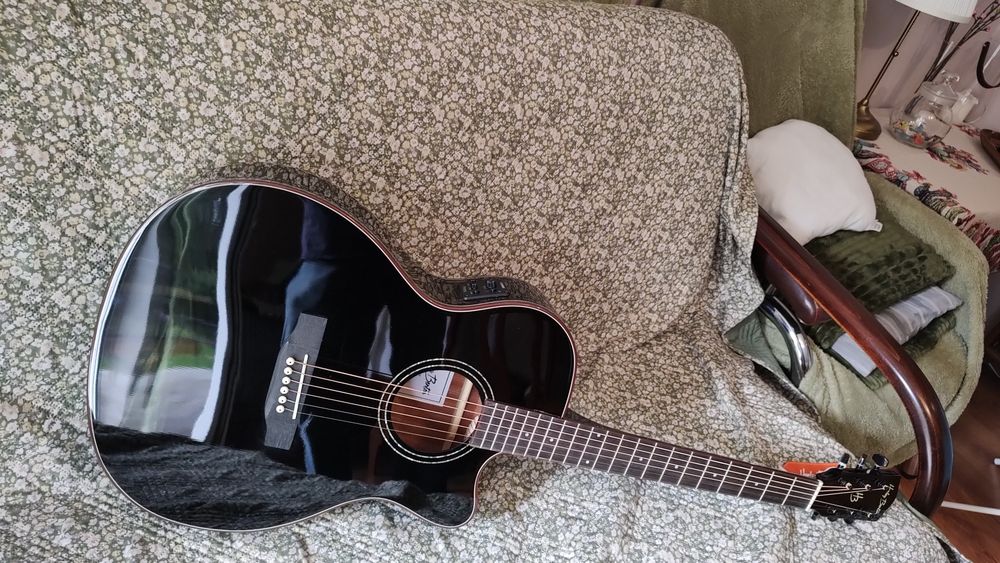 NOWA Harley Benton EAX-500TL Black świetna gitara elektroakustyczna  Znakomite brzmienie !! Pokrowiec