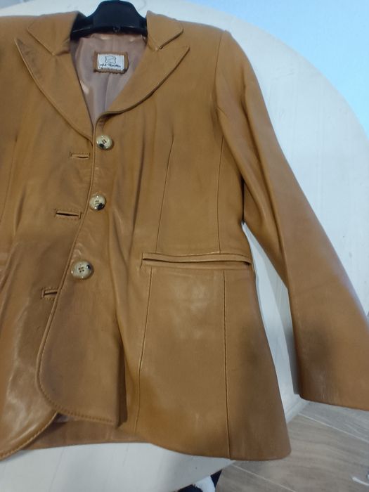 Casaco de senhora  em pele Vendo ou troco