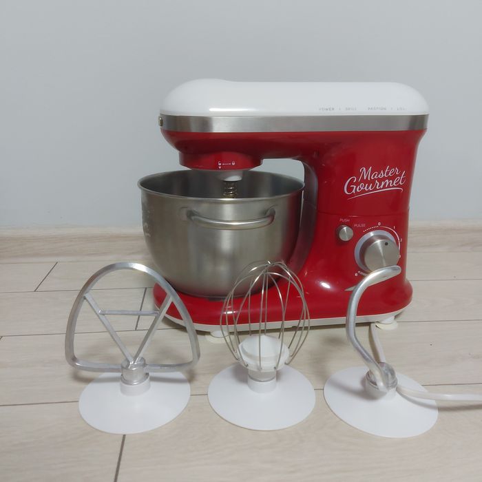 Планетарний міксер тістоміс