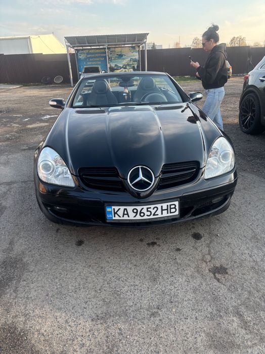 Машину mersedes slc 280