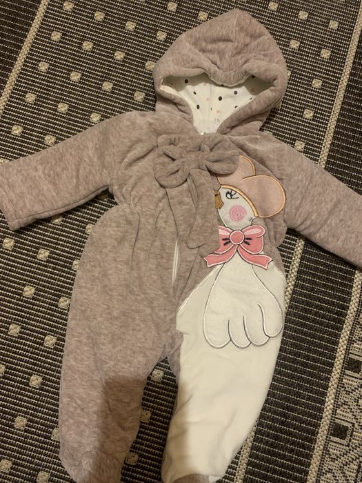 Мʼякенький комбезик для малечі
