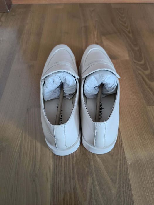 Buty mokasyny kremowe Bonprix r. 42