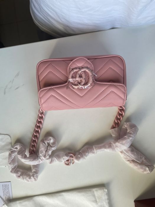 Mala de ombro Gucci GG Marmont Matelassé Mini
