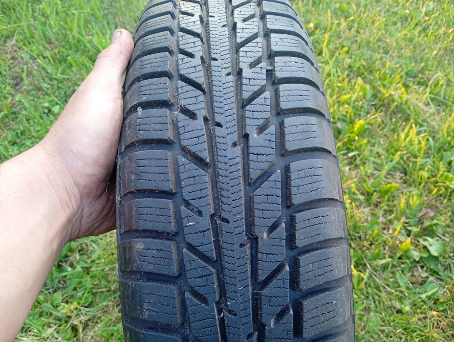Yokohama 155/65r14 zima używana
