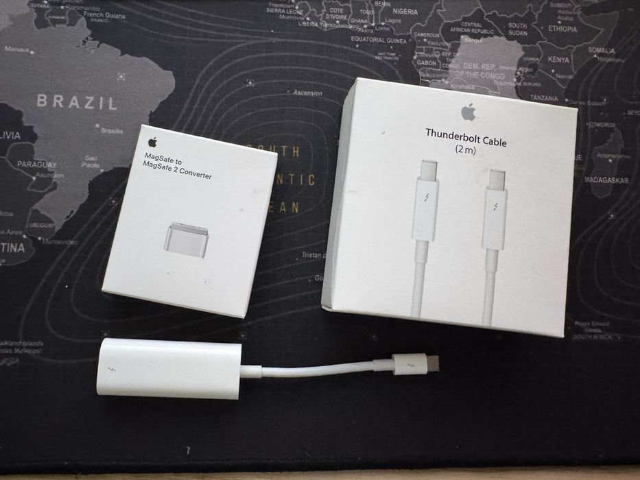 Monitor Apple Thunderbolt Display + cabos/adaptadores