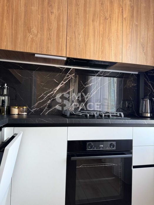 Затишна Євро3кКв Голосіївський ВДНХ Виставковий Метрополіс Нова Англія