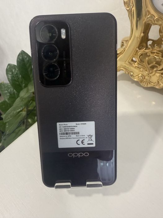 Телефон Oppo Reno 12 Pro 12/512