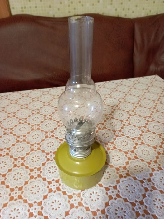 Гасова лампа. Керосиновая лампа.