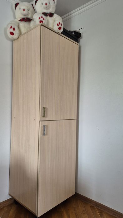 Мебл для кімнати