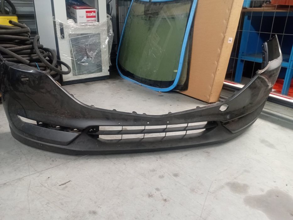 Бампер передній Mazda CX5