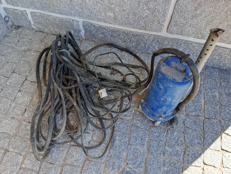 Bomba de tirar água