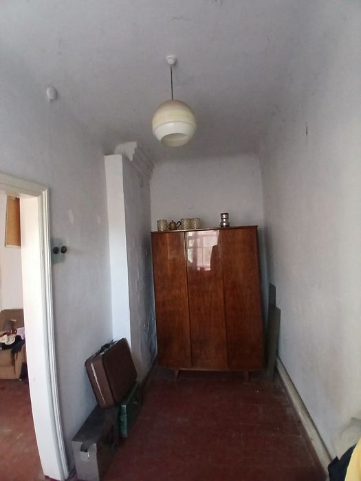 Продам дом в долгинцевском районе,возле жд больницы.