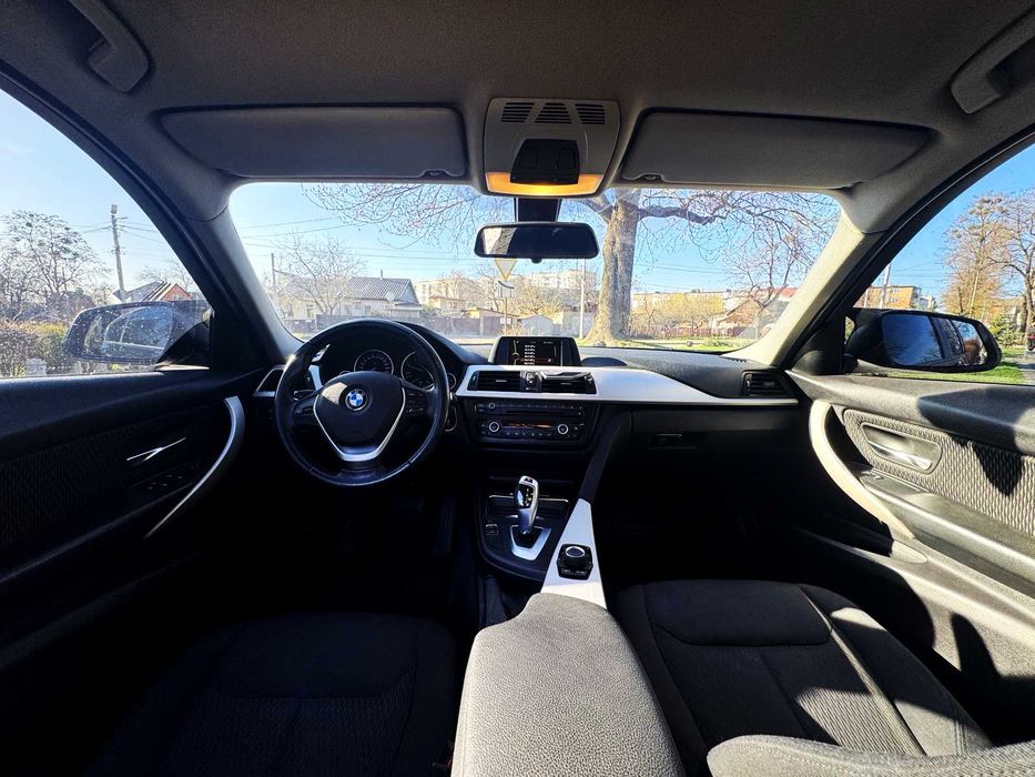 BMW F30 320d офіційна