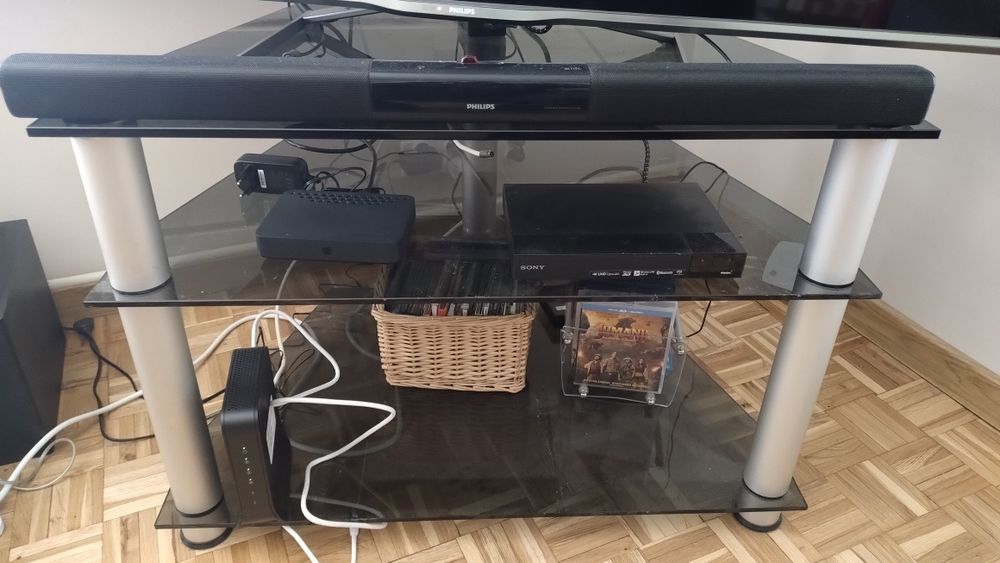 Stolik pod telewizor