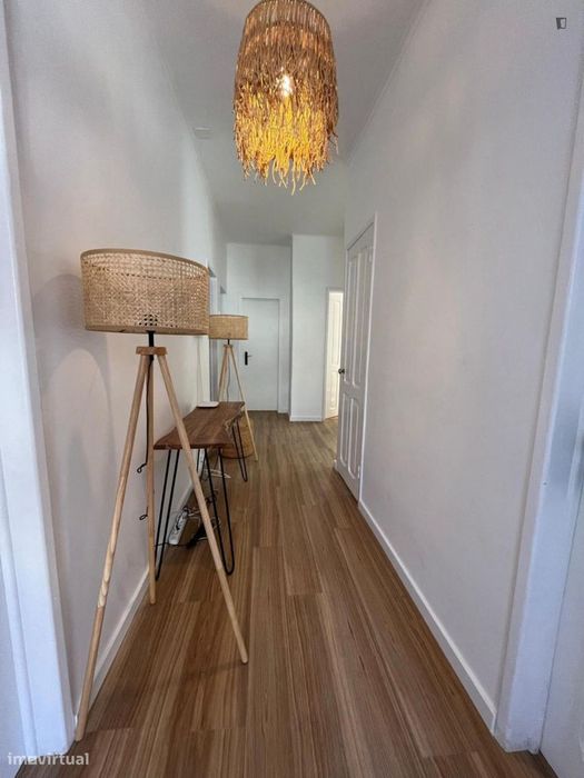 Quarto - localizado em Costa da Caparica Lisbon