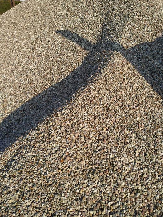 Piasek ,czarnoziem,kruszywo,kamień ozdobny