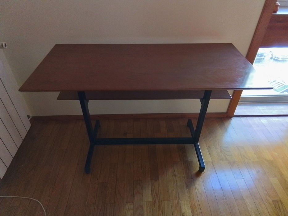 Móveis variados de recheio de casa
