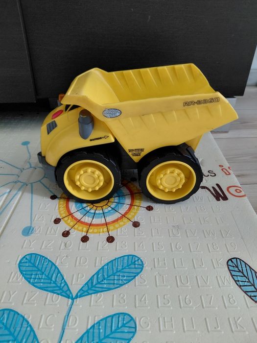 Duże auto little tikes