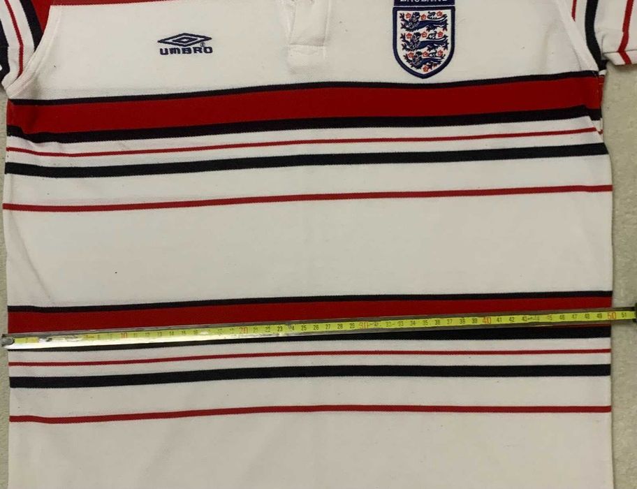 Чоловіча теніска UMBRO, розмір М. Гарний стан.