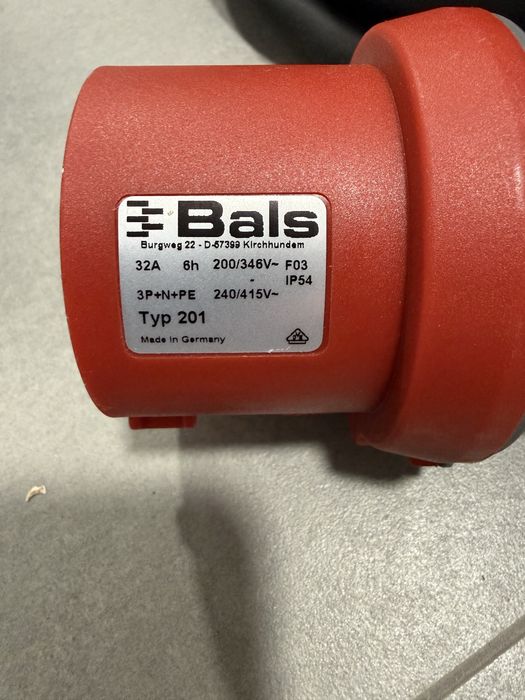 Kabel o dlugosci 25 m