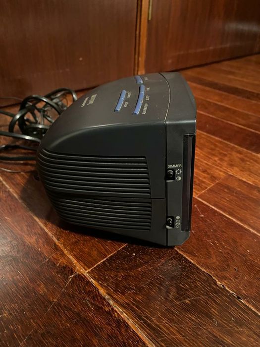 Grundig Alarm Clock Radio64752417748355123