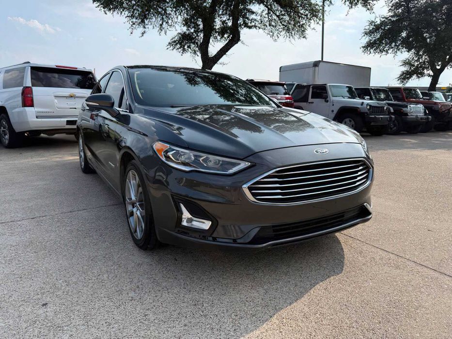 Ford Fusion Titanium      2019