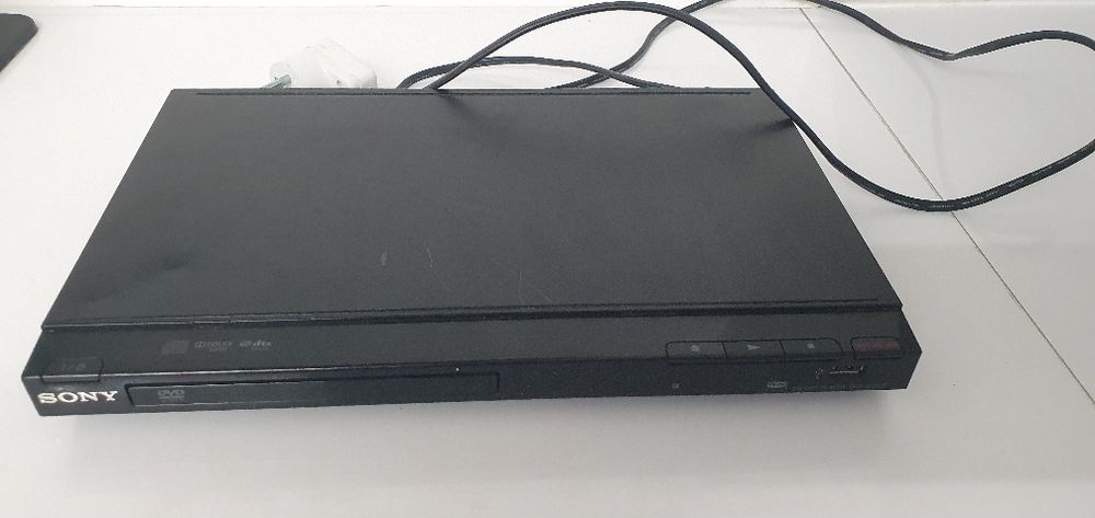 DVD player Sony DVP-SR300