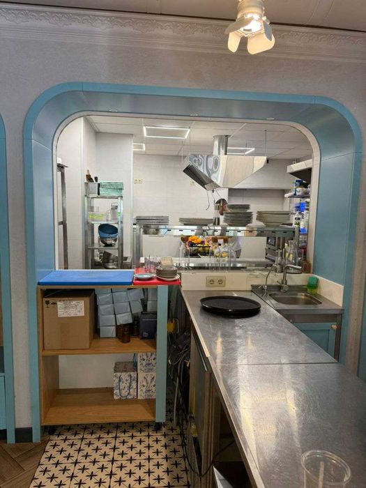 Сдам фасад 216 м2 Королева 18, БЕЗ коміссії під кафе,банк,клініку