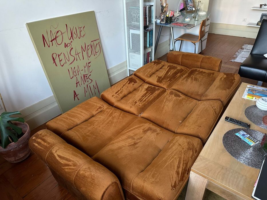 Sofá cama castanho