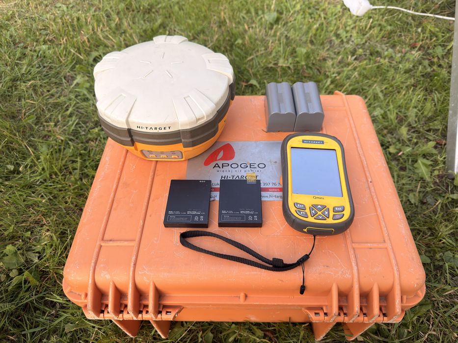 GPS Geodezyjny HI-TARGET v30 komplet GNSS