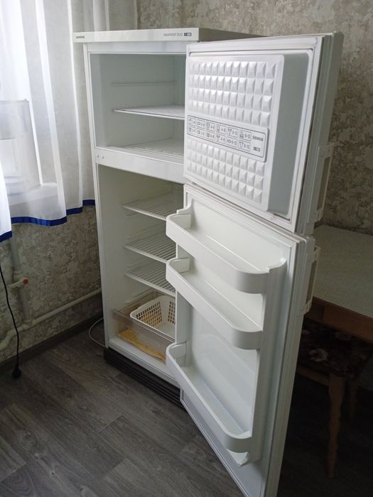 Холодильник SIEMENS Б/У.