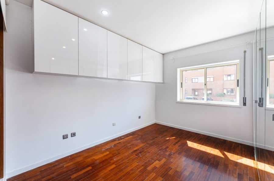 Vendo armários em termolaminado como NOVOS *NEGOCIÁVEL