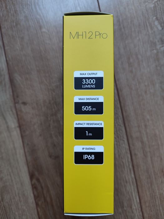 Тактичний далекобійний ліхтар Nitecore MH12 Pro