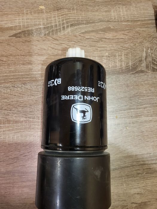Фільтр тонкої очистки палива John Deere  RE522688