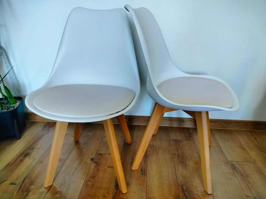 Krzesła do salonu/jadalni