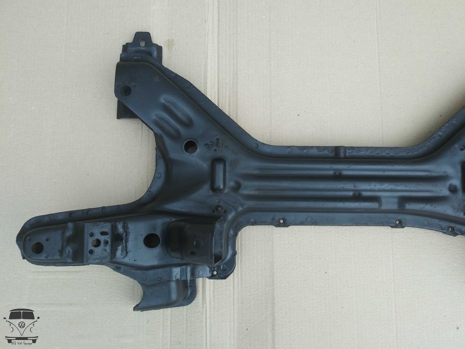 Подрамник балка Гольф 2 3 Венто Сеат Толедо