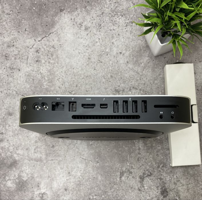 Apple Mac mini A1347 i5/8gb/512hdd гарний стан