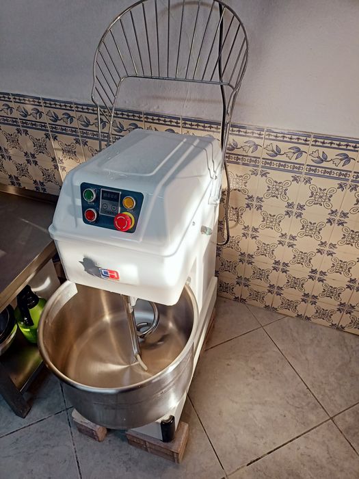 Amassadeira 30L monofásico