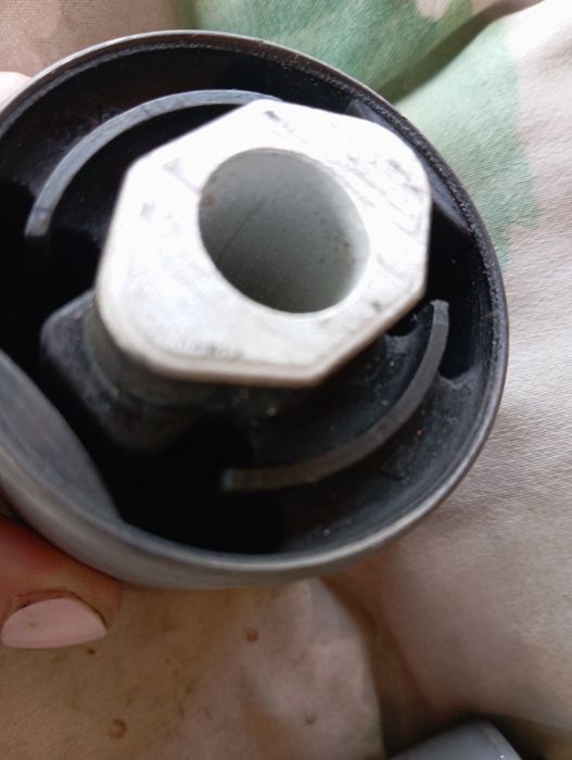 FEBI BILSTEIN 15241 Tuleja, łożyskowanie kabiny kierowcy