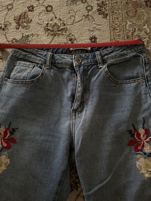 Бриджі з вишивкою