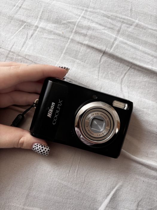 Фотоапарат NIKON COOLPIX L20