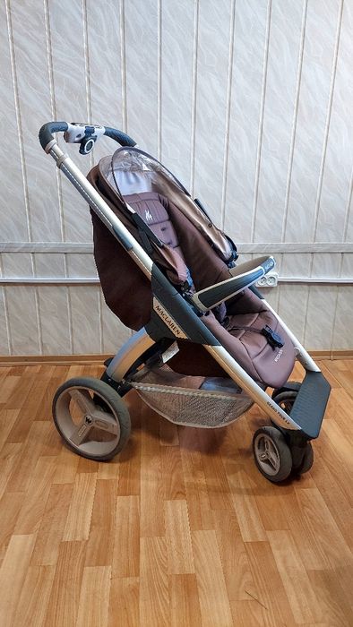 Дитяча коляска Maclaren Grand Tour LX.