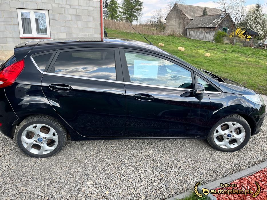 Ford fiesta MK7 Titanium