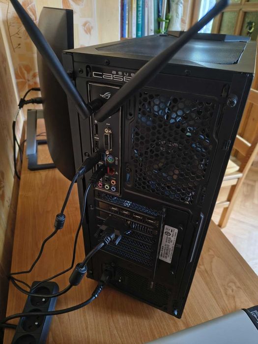 PC Asus Tuf Gaming + akcesoria (zamiana)