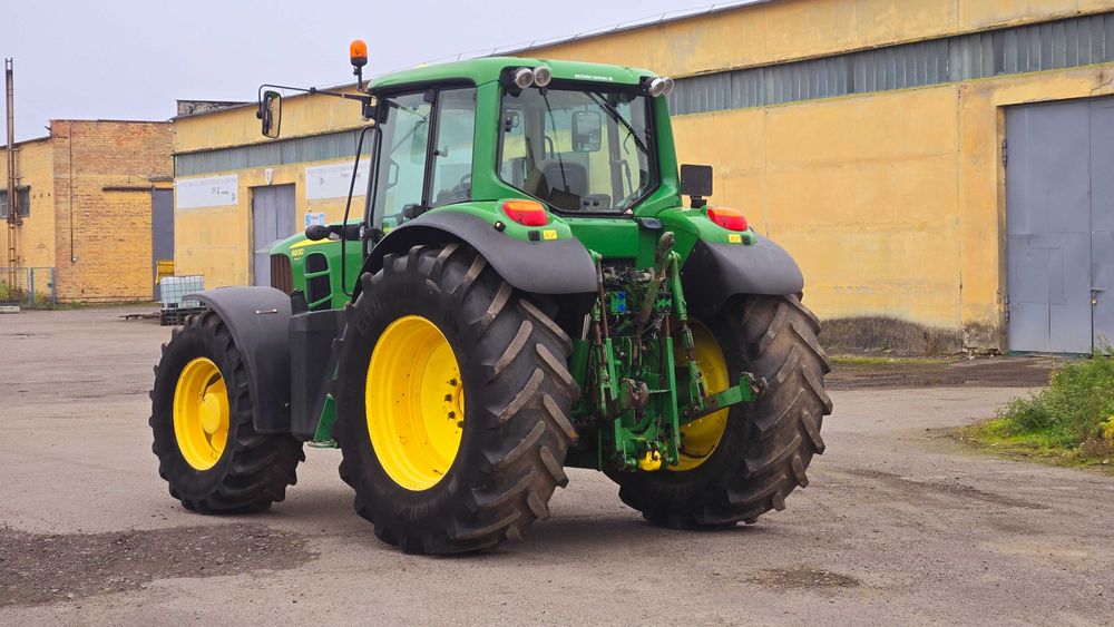 Трактор john deere 6930