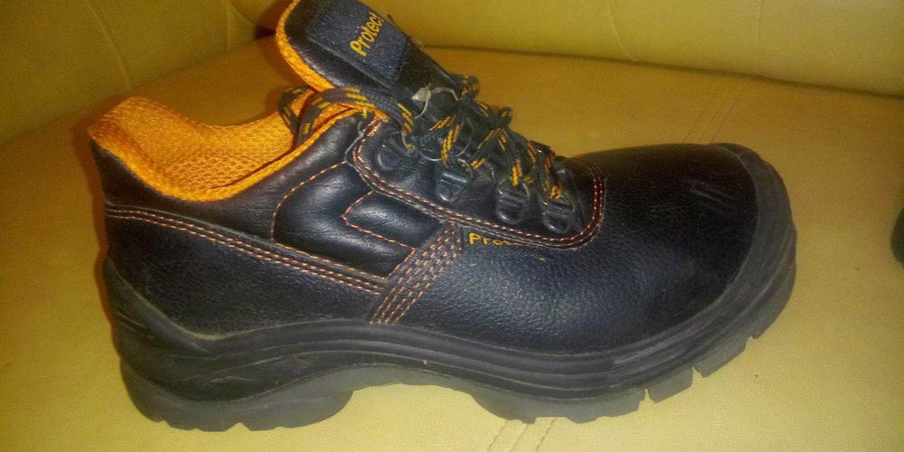 buty/półbuty  robocze PROTECT z ochronnym stalowym  noskiem NOWE !