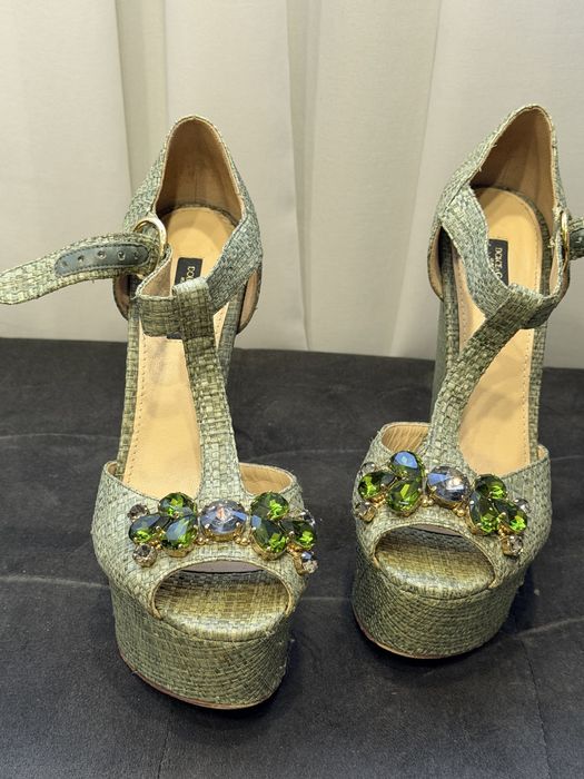 Босоножки танкетки Dolce & Gabbana