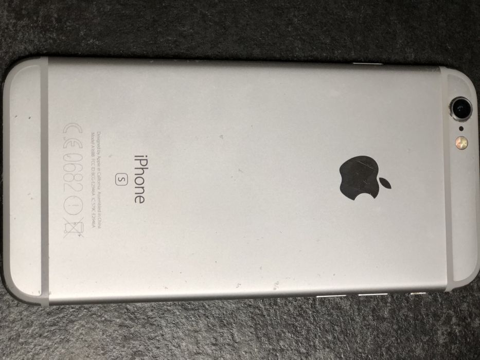Apple 6 s  polecam bateria uszkodzona