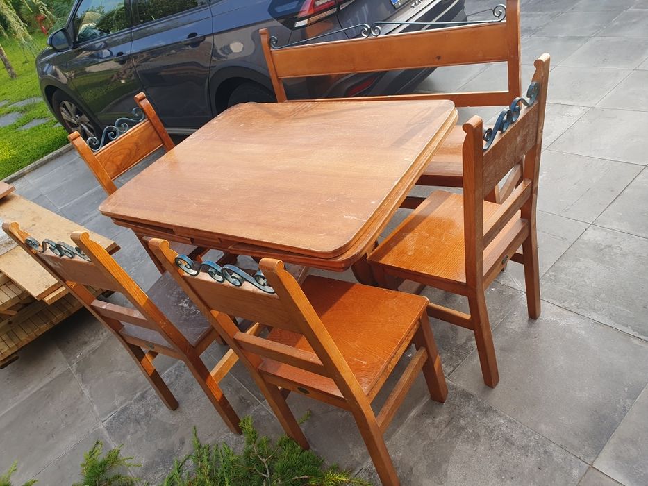 Mesa jantar extensível + 7 cadeiras + 1 banco