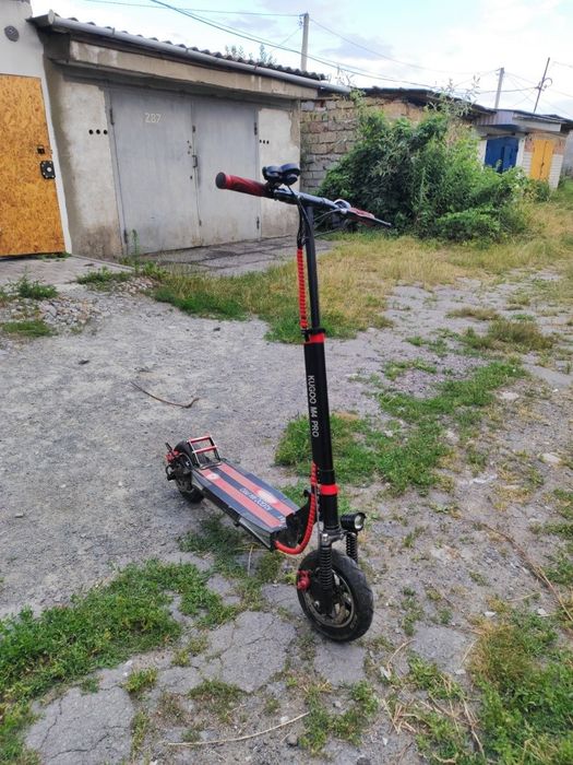 продам електросамокат  kugoo m4 pro